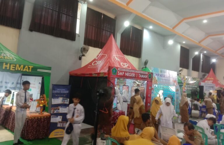 PAMERAN OPSI DI SPENSADA 25