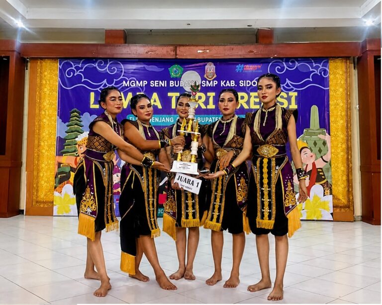 juara 1 tari kab 26