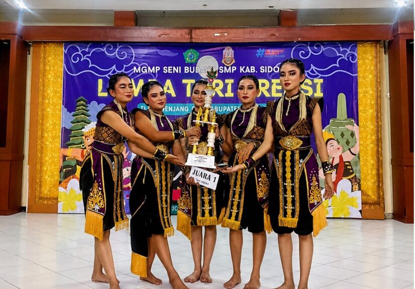juara 1 tari kab 26